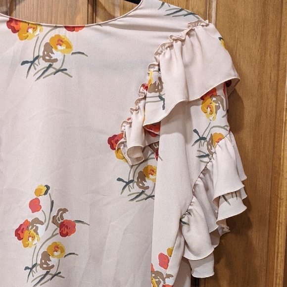 Zara Pink Flutter Sleeve Blouse with Ruffled Asymmetrical Design med - Picture 3 of 10